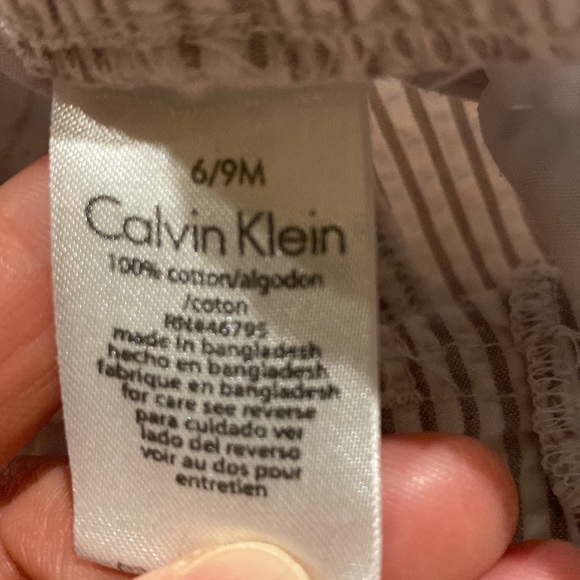 Boy’s Size 6-9 Months Calvin Klein Cotton Outfit- Polo Top & Striped Pants -EUC - Picture 5 of 6